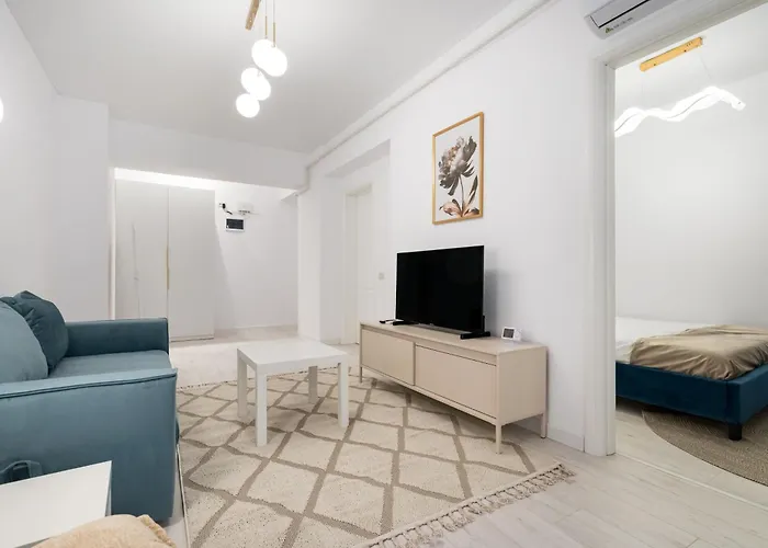 Central Residence Apartment 122